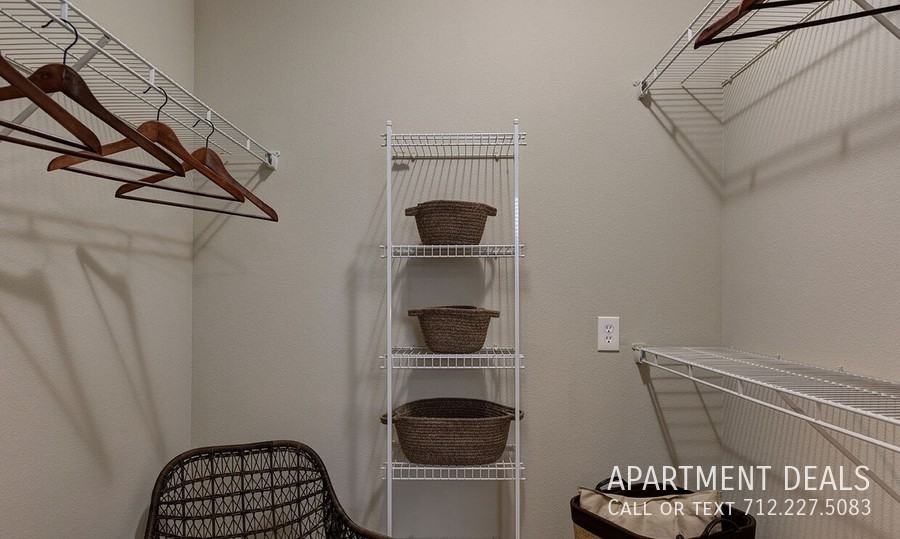 18 W Walker St #2785 - Photo 4 of 43