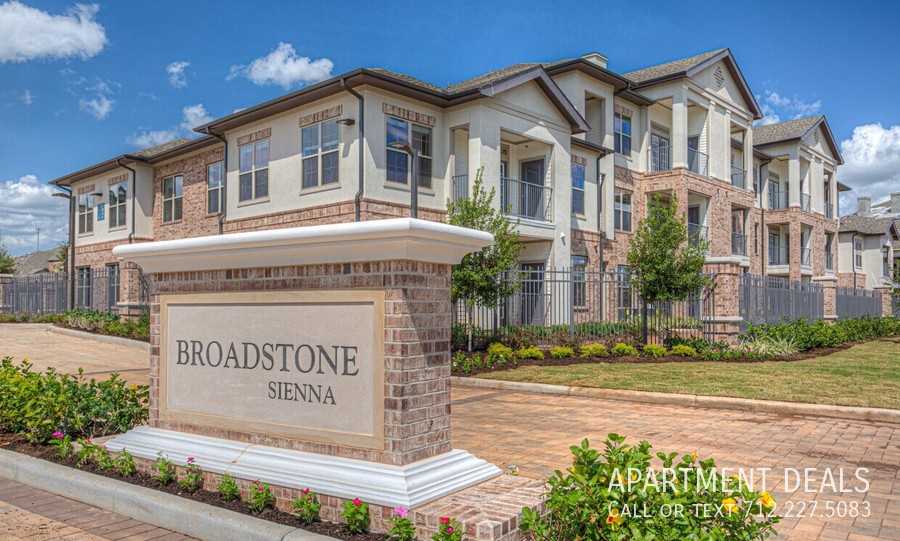 Avalon Plantation Dr #1461 - Photo 3 of 50