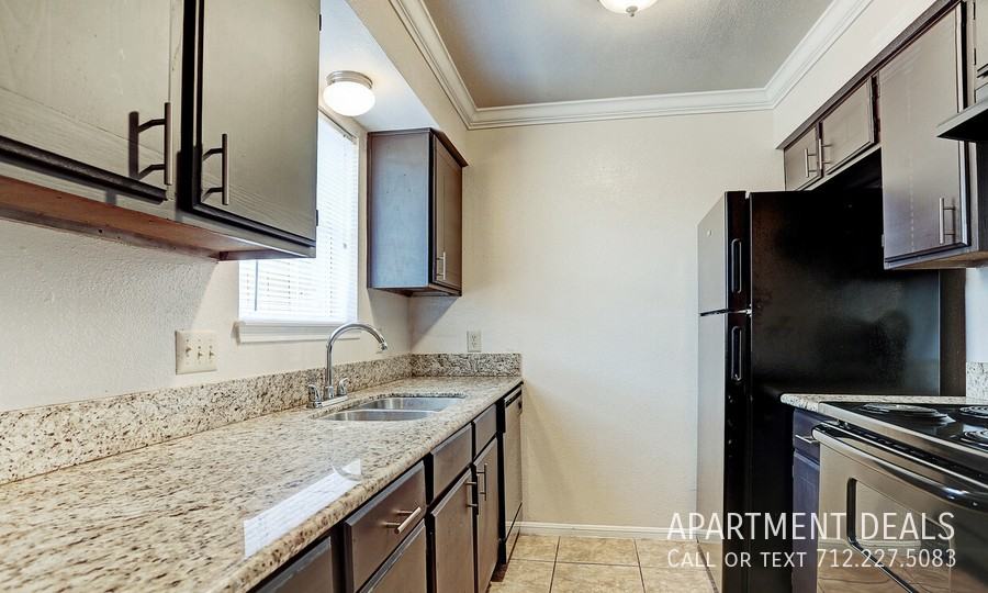 1522 E Sam Houston Pkwy S #4526 - Photo 6 of 16