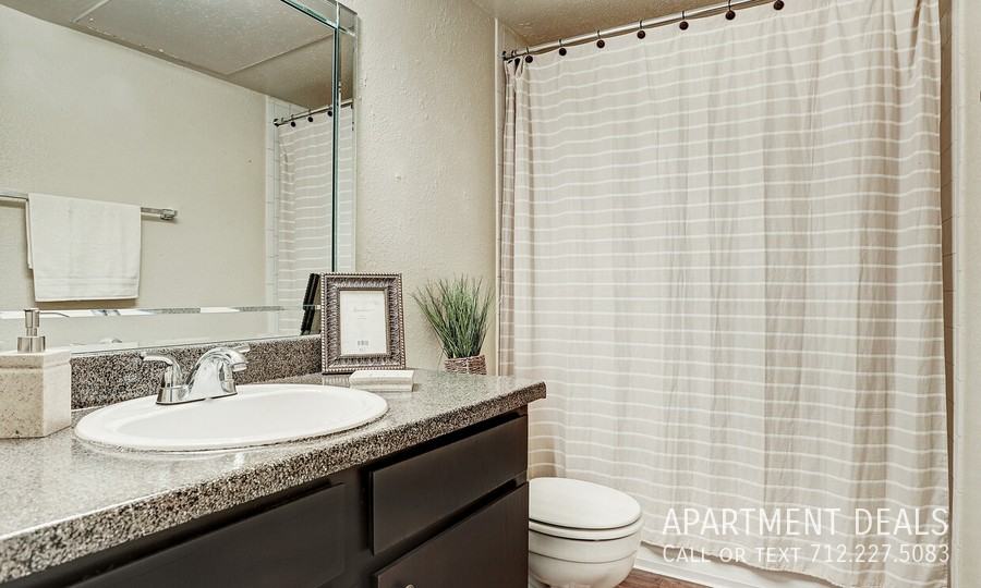 1522 E Sam Houston Pkwy S #4526 - Photo 7 of 16