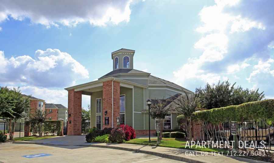 2856 Oak Rd #1695 - Photo 3 of 50