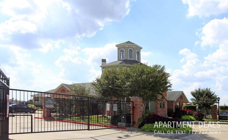 2856 Oak Rd #1695 - Photo 4 of 50