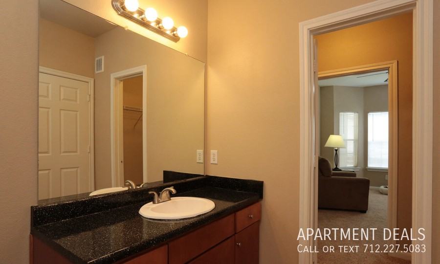 2856 Oak Rd #1695 - Photo 5 of 50