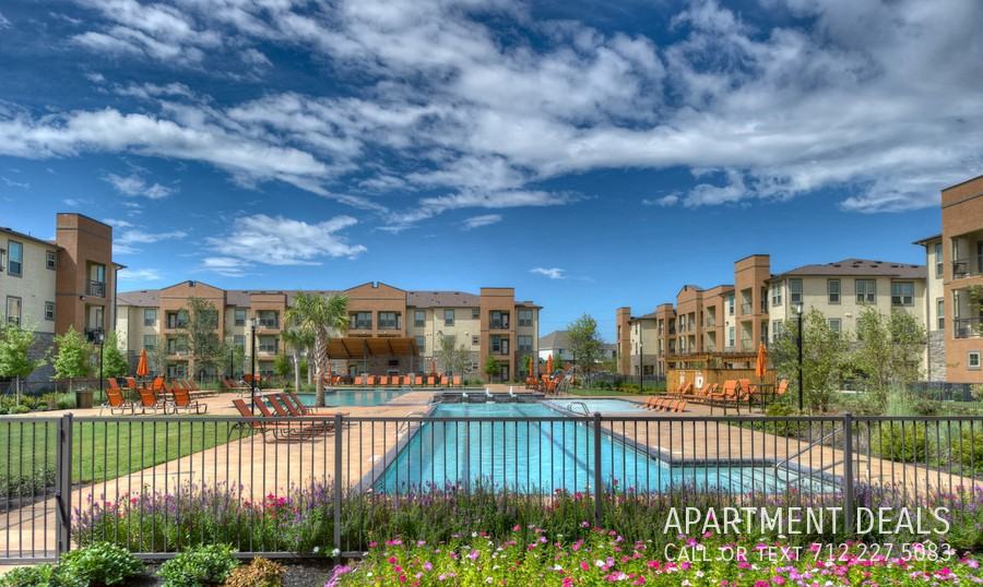 2506 Business Center Dr #2806