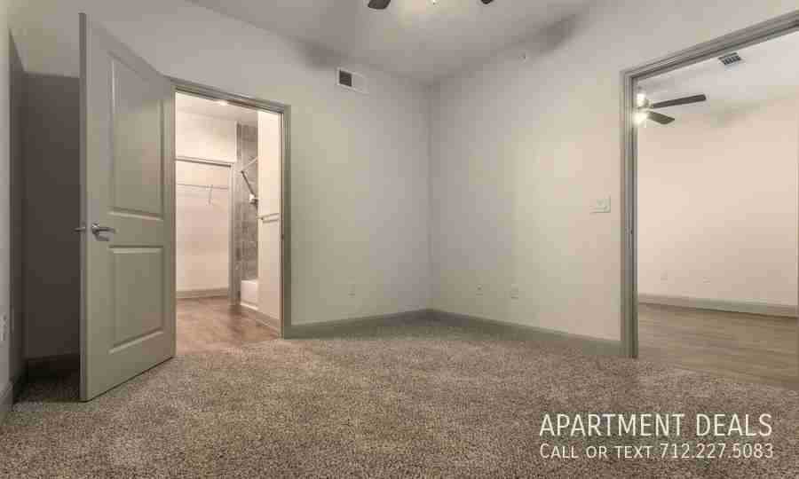 2691 Old Alvin Rd #4099 - Photo 6 of 26