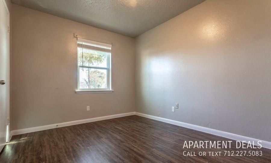 Echols St #3795 - Photo 4 of 5