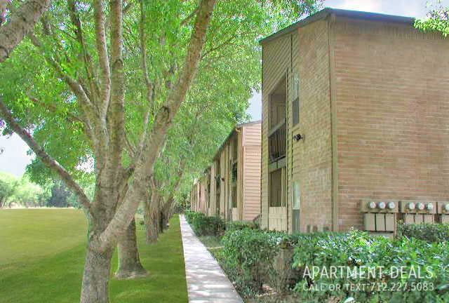 2907 Airport Ave #4286 - Photo 3 of 24