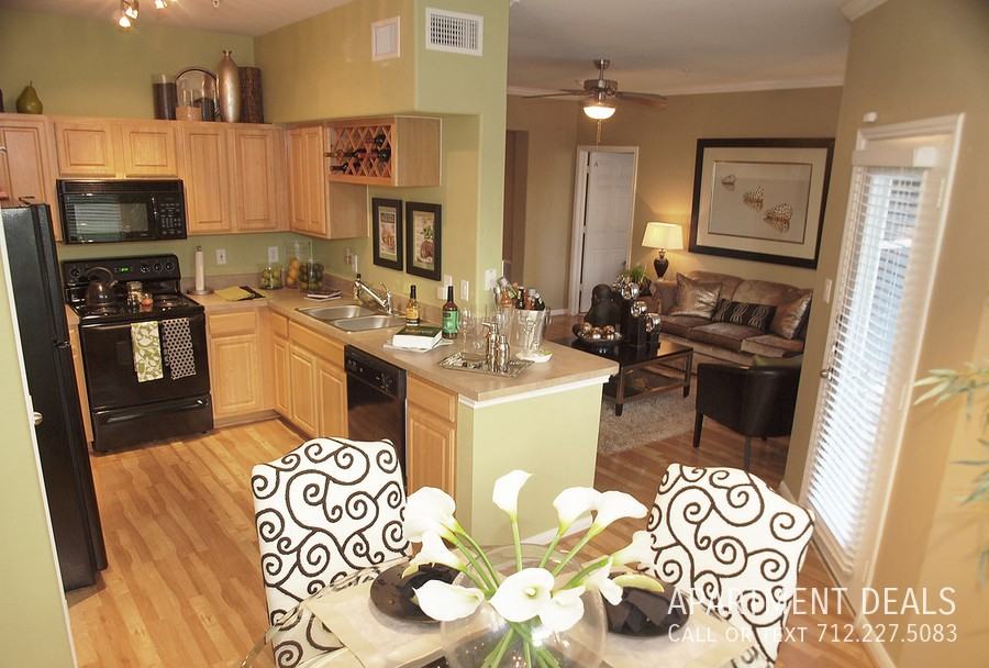 New Stafford Rd #1490 - Photo 7 of 34