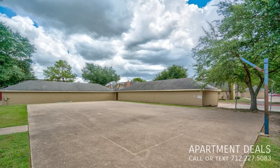 12909 Sugar Ridge Blvd #3838 - Photo 2 of 35