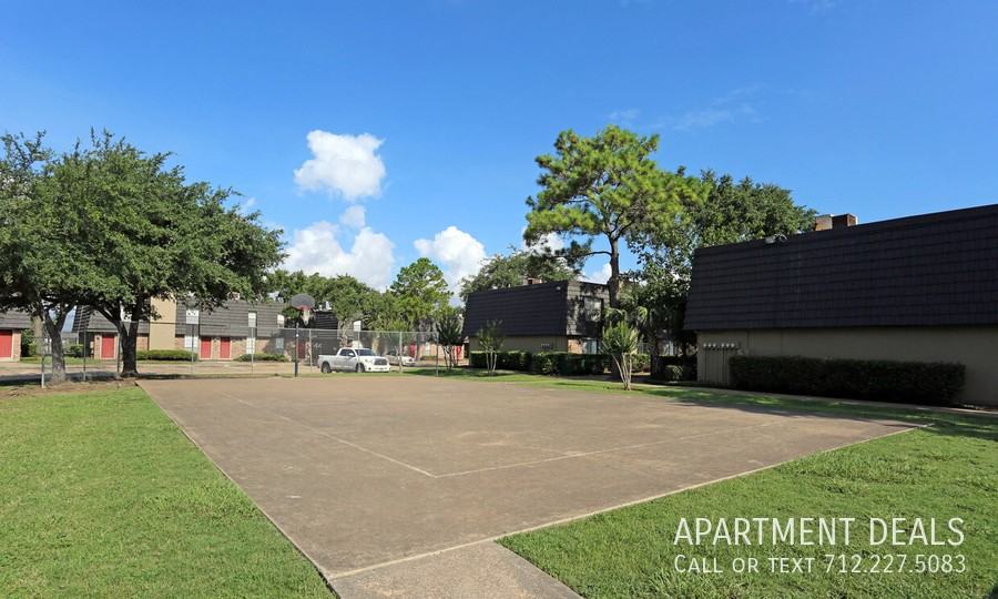 12909 Sugar Ridge Blvd #3838 - Photo 4 of 35