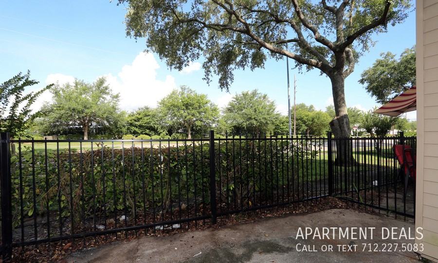 12909 Sugar Ridge Blvd #3838 - Photo 6 of 35