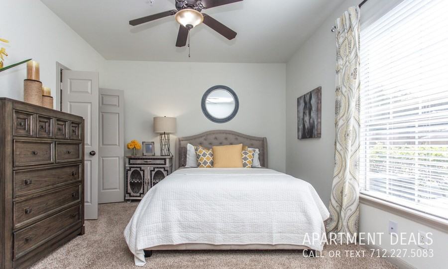 12106 S Highway 6 #1554 - Photo 2 of 22