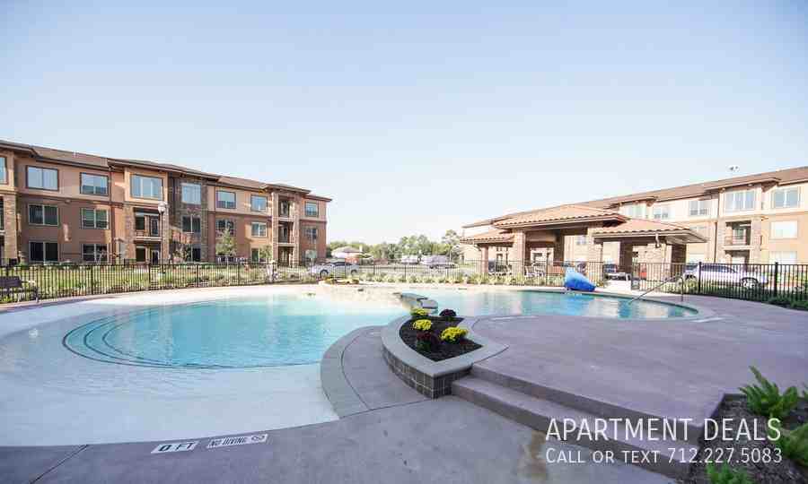 Hazyl Shadow Dr #3718 - Photo 2 of 50