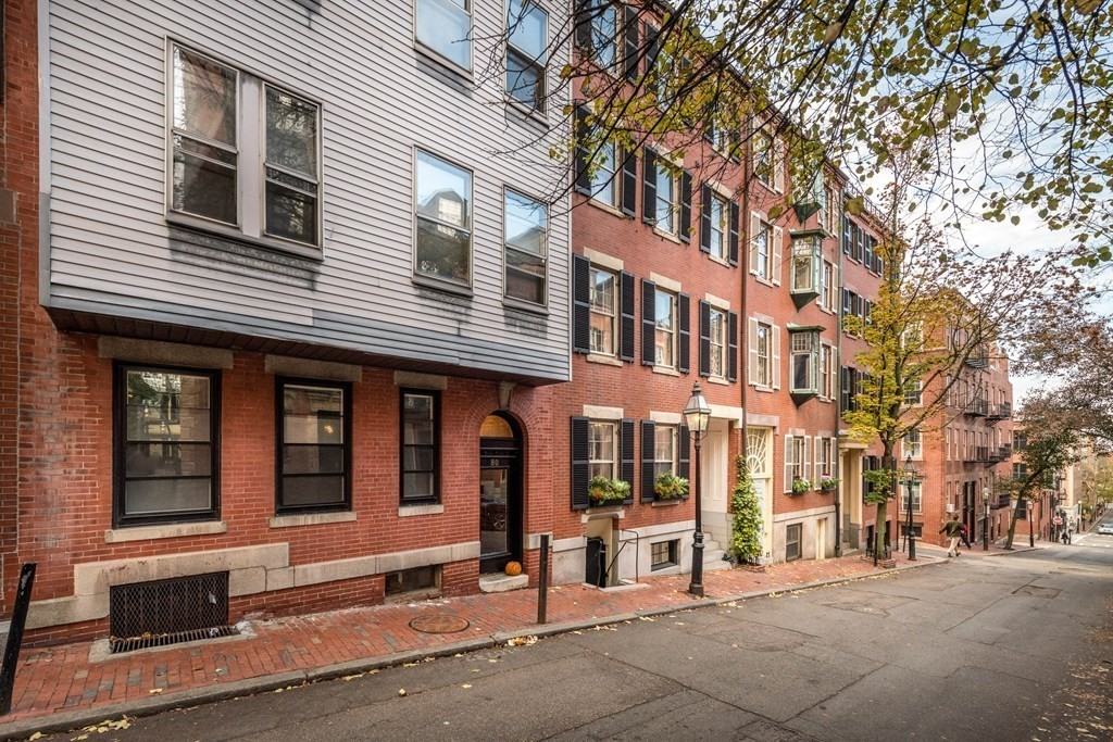 80 Revere St #6 - Photo 6 of 14