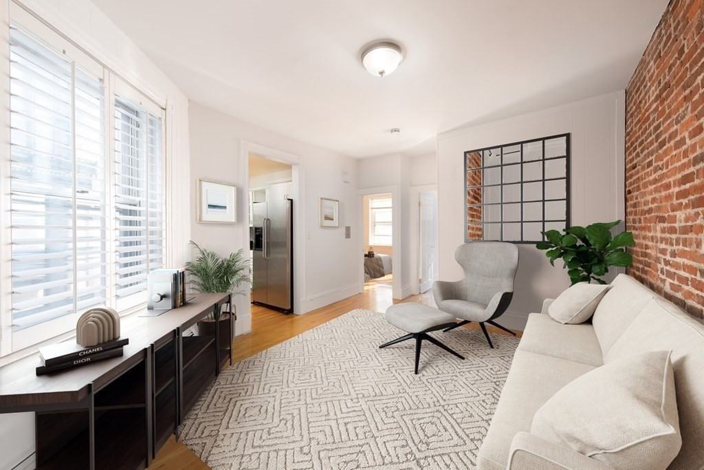 80 Revere St #6 - Photo 7 of 14