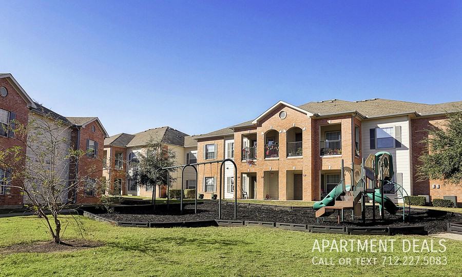 9706 Fm 1097 Rd W #4464 - Photo 4 of 6