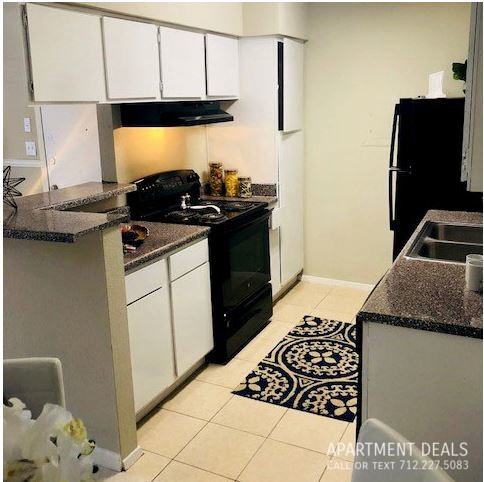 6 6 North Park Forest #4414 - Photo 4 of 9