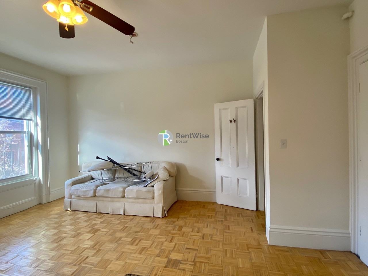 90 Charles St #32 - Photo 6 of 16