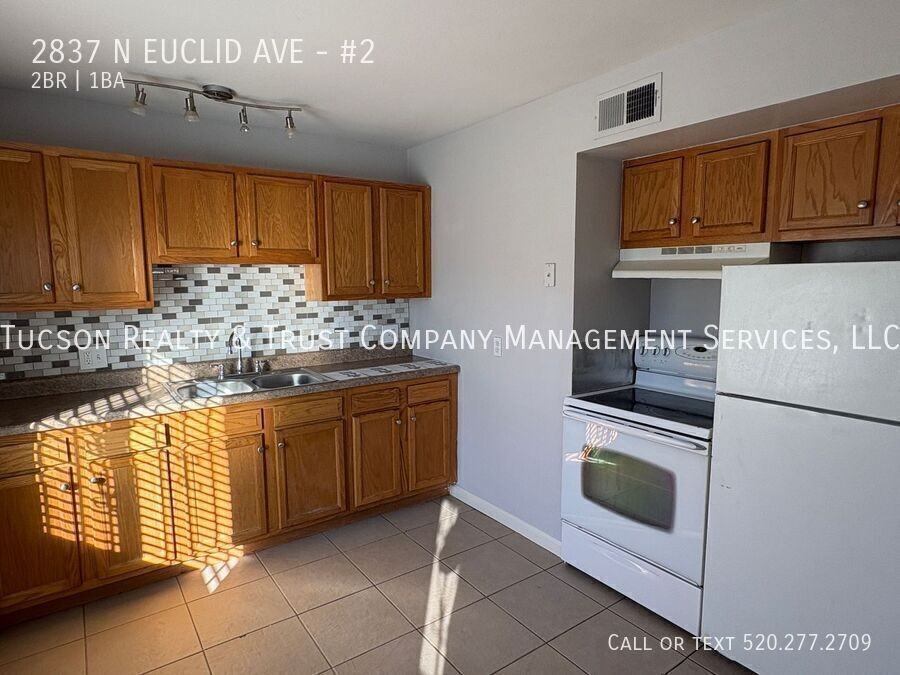 2837 N Euclid Ave #2 - Photo 2 of 10