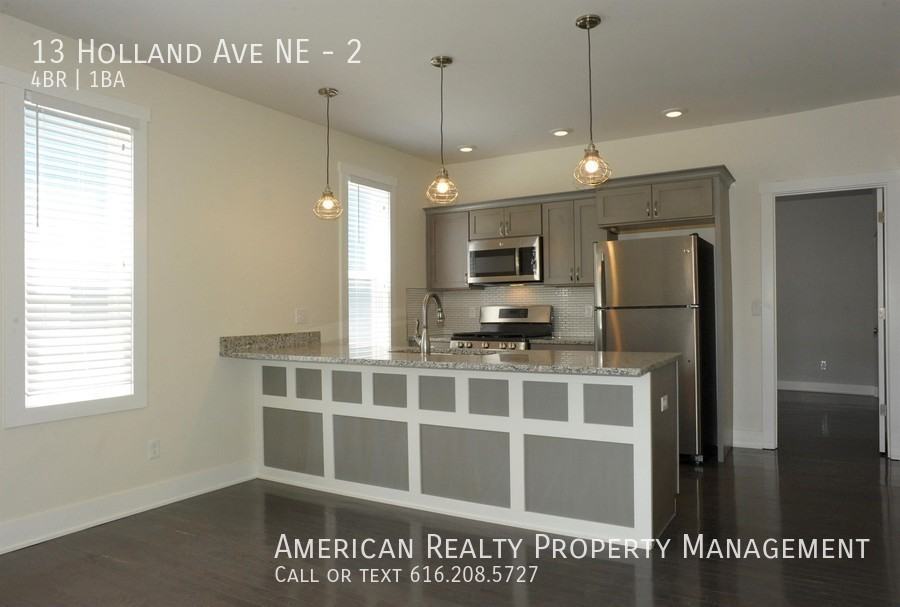 13 Holland Ave Ne #2 - Photo 5 of 12