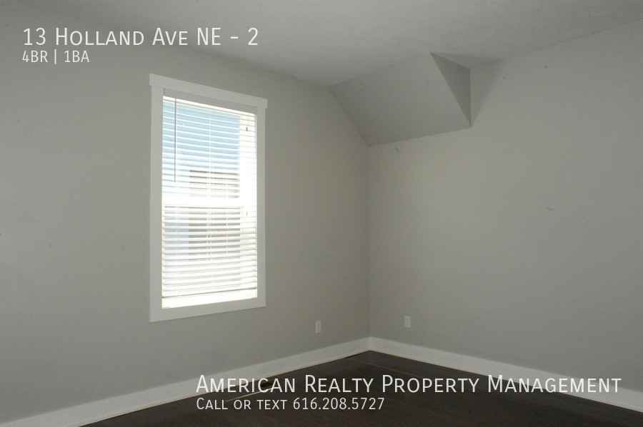 13 Holland Ave Ne #2 - Photo 7 of 12