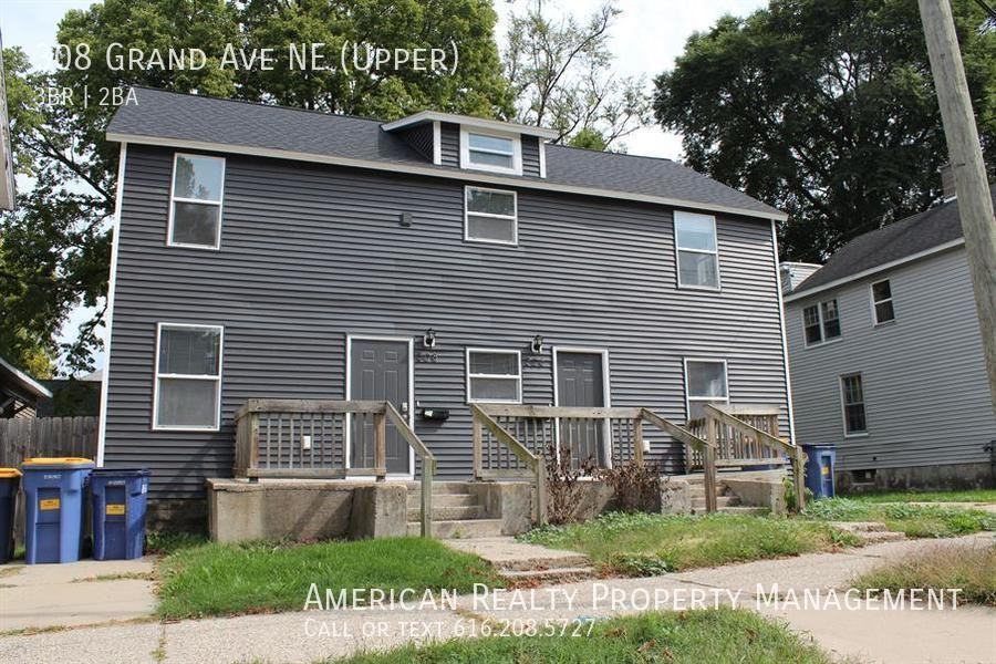 308 Grand Ave Ne