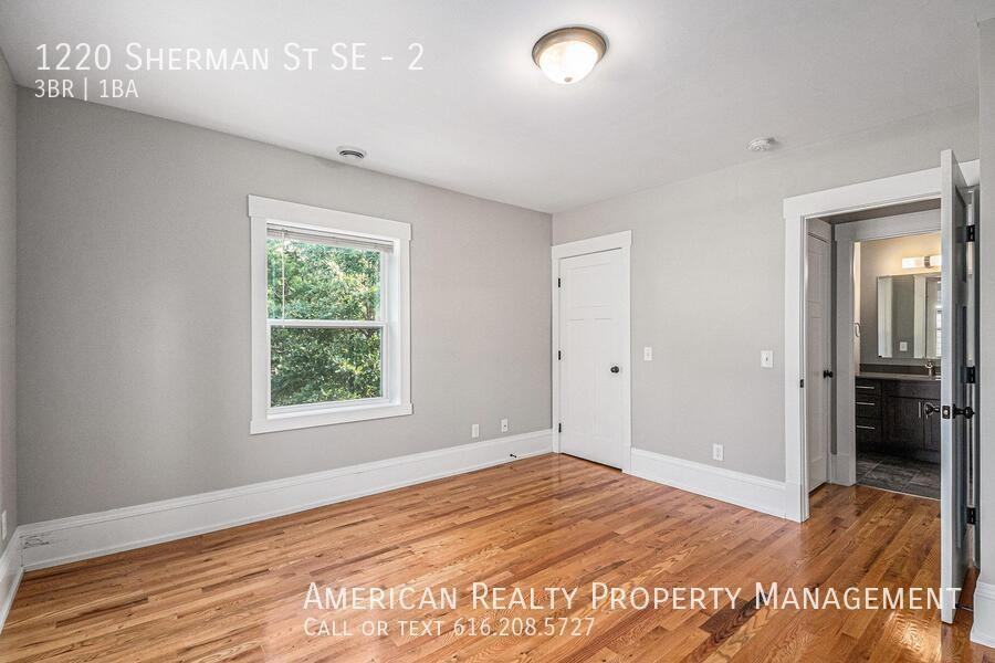 1220 Sherman St Se #2 - Photo 7 of 16
