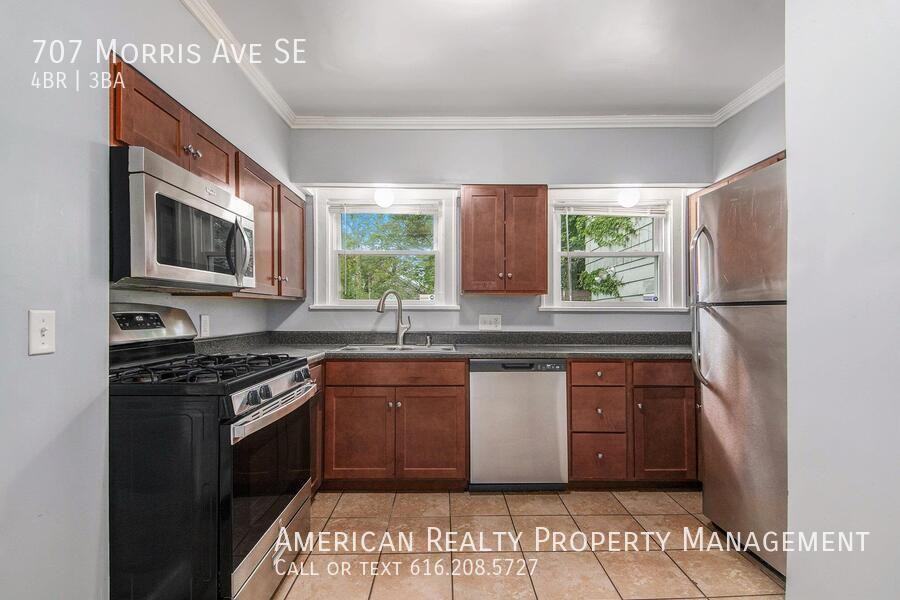 707 Morris Ave Se - Photo 5 of 19