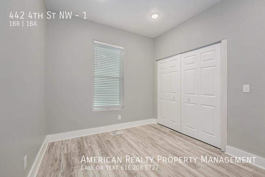 442 4th St Nw #1 - Photo 7 of 12