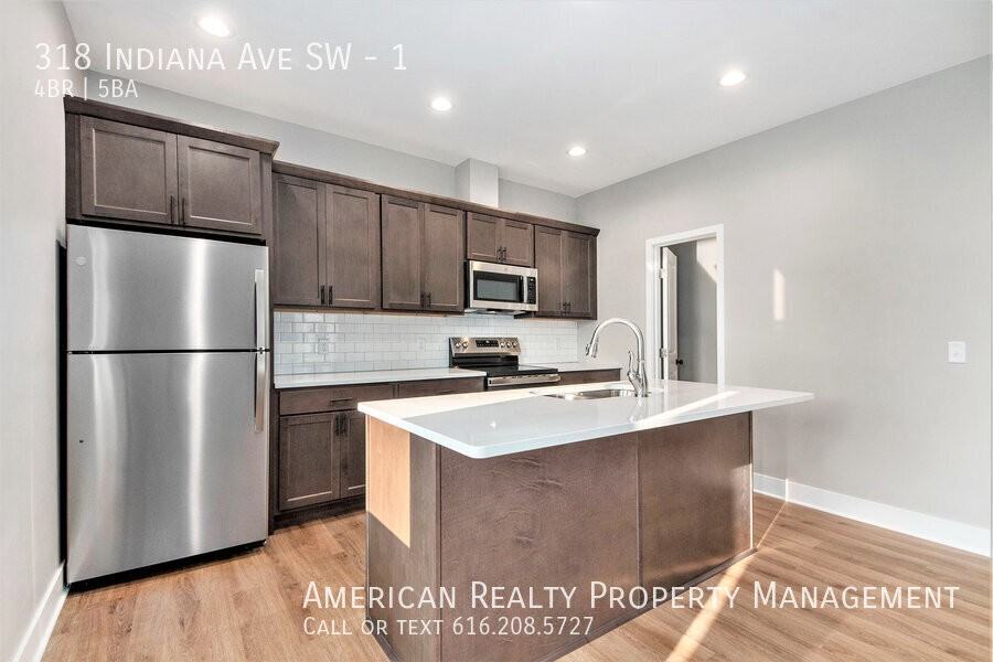 318 Indiana Ave Sw #1 - Photo 3 of 18