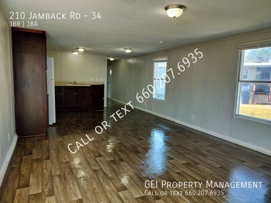 210 Jamback Rd #34 - Photo 3 of 9