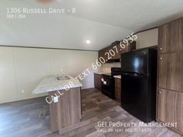 featured image of 1306 Russell Dr #8