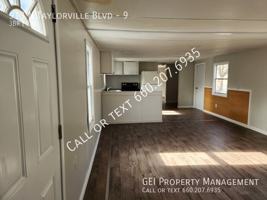 featured image of 913 N Taylorville Blvd #9