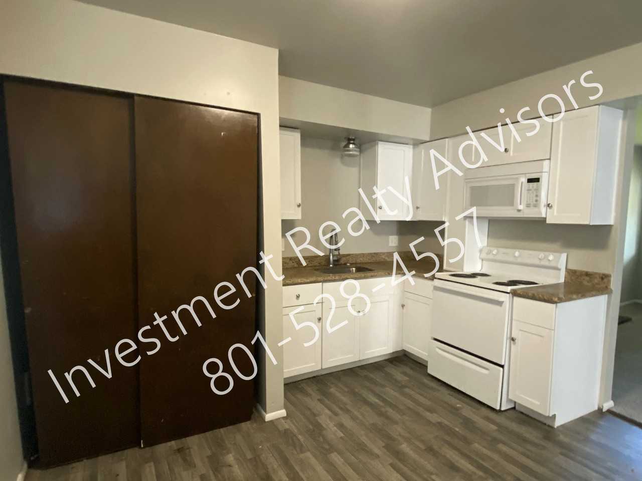 529 N Dexter St - Photo 2 of 9