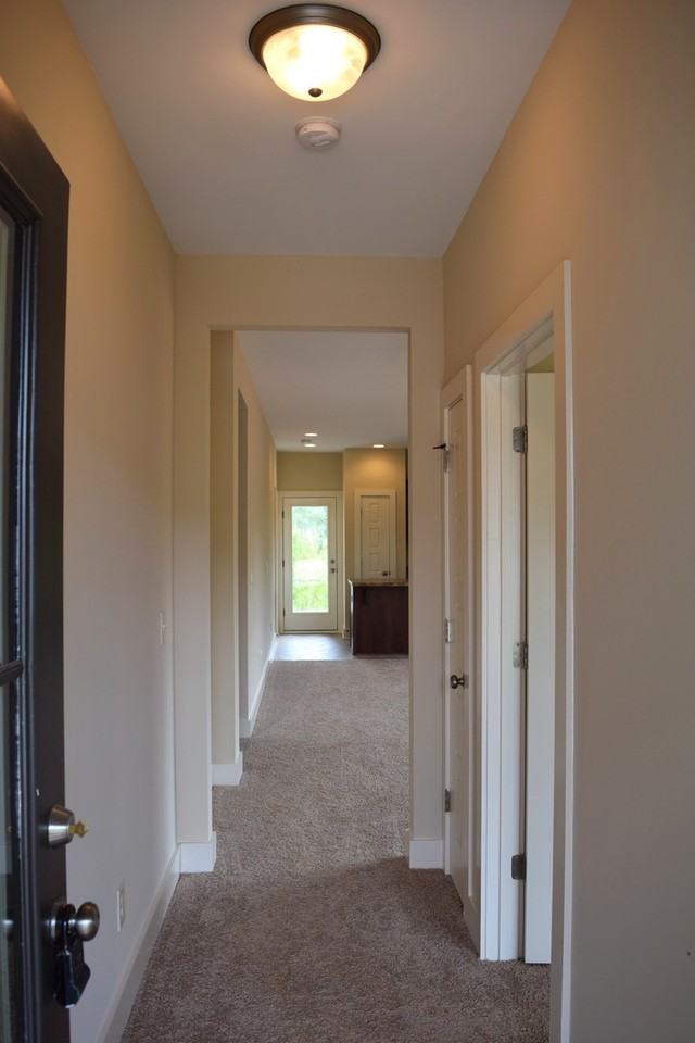 819 Kent Dr - Photo 4 of 17