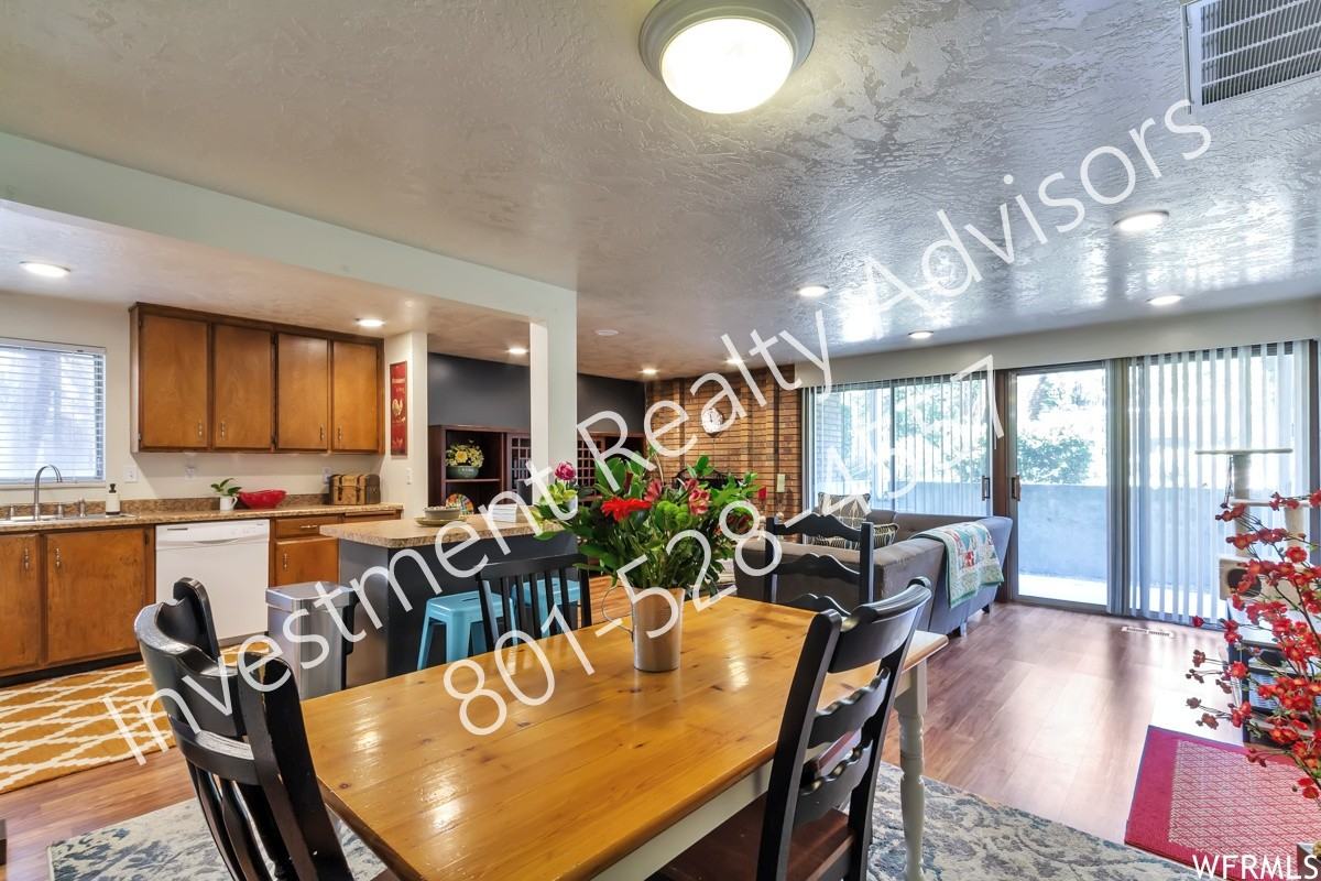 8136 Cottonwood Hills Cir #16A - Photo 2 of 12