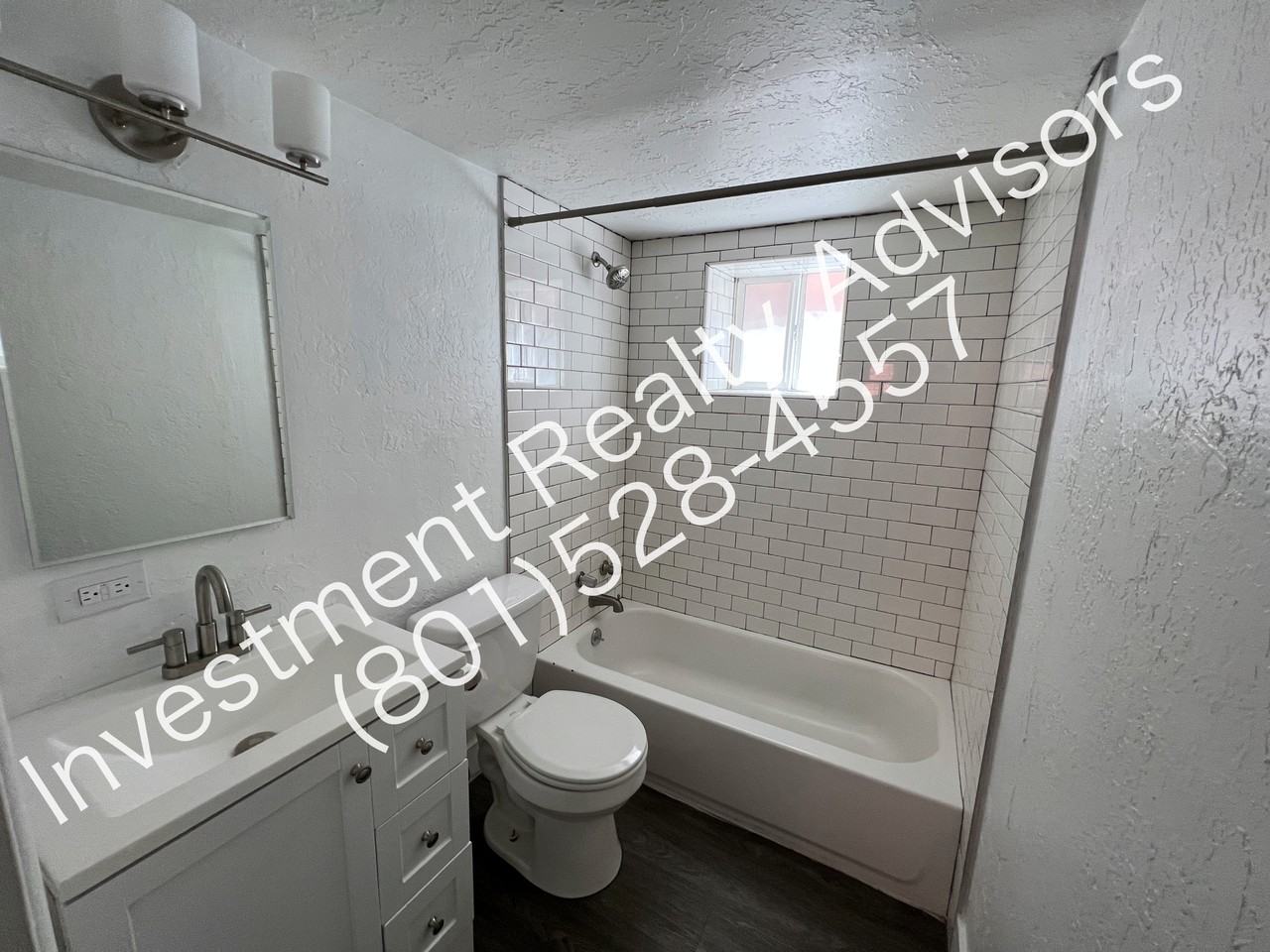 568 S 900 E #3 - Photo 6 of 9