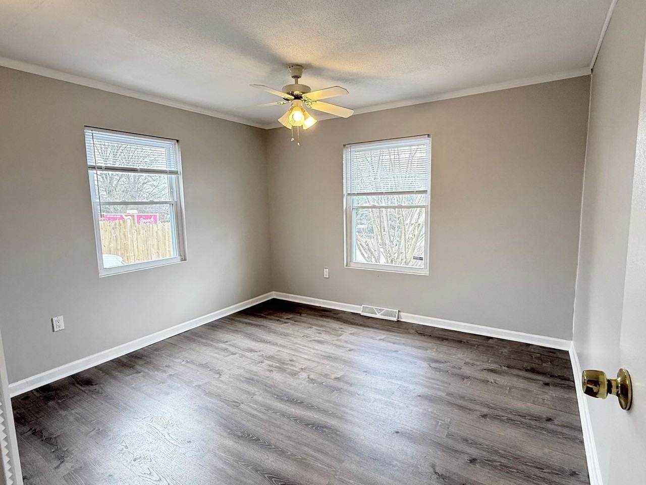 2023 Highland Rd - Photo 7 of 18