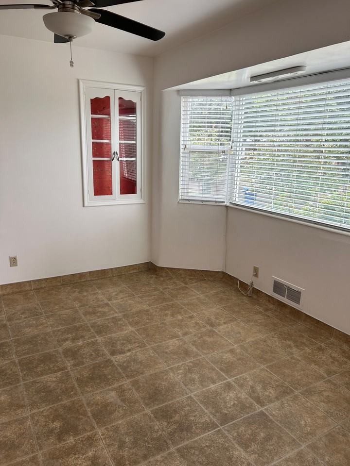 1805 E Downington Ave - Photo 3 of 15