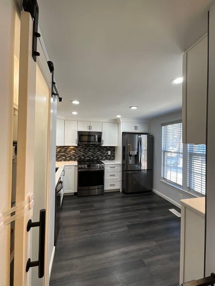 9405 Chippenham Dr - Photo 5 of 47