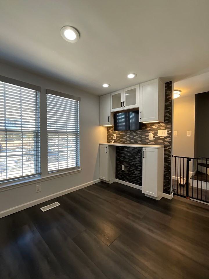 9405 Chippenham Dr - Photo 7 of 47