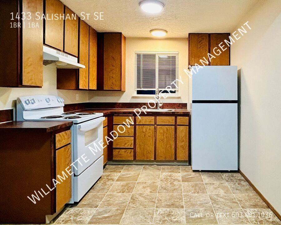 1433 Salishan St Se - Photo 5 of 16