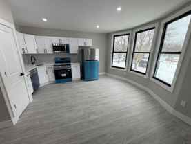 194 N Lake Ave - Photo 1 of 1