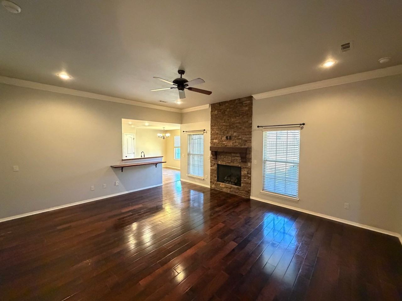 3302 Sw Briar Creek Ave - Photo 2 of 25