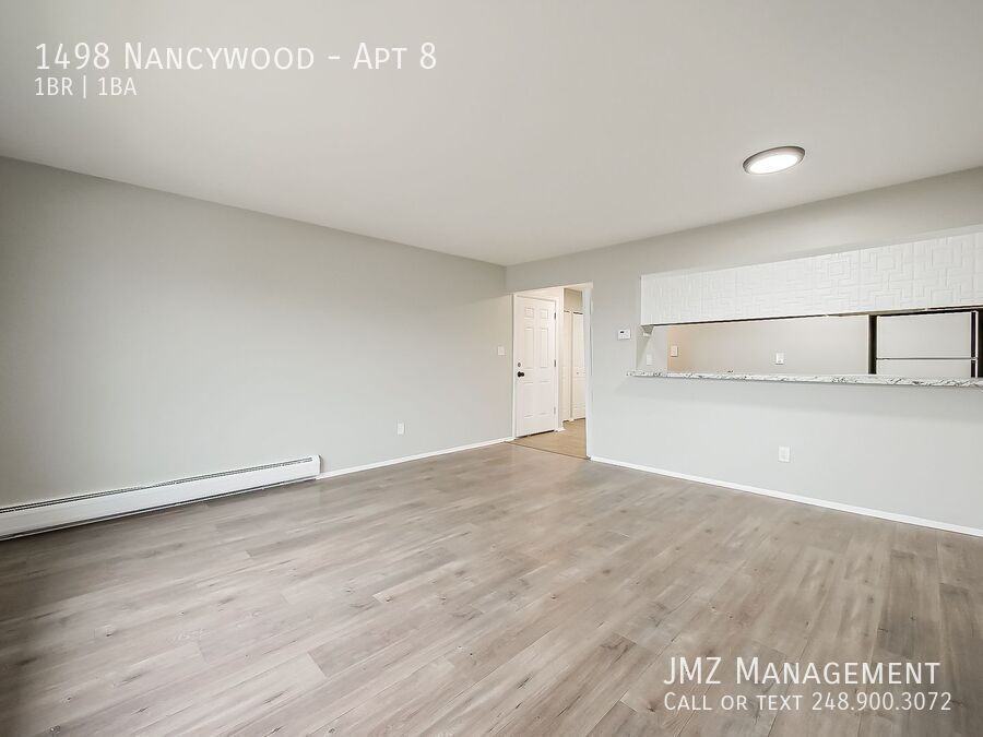 1498 Nancywood Dr #8 - Photo 4 of 12