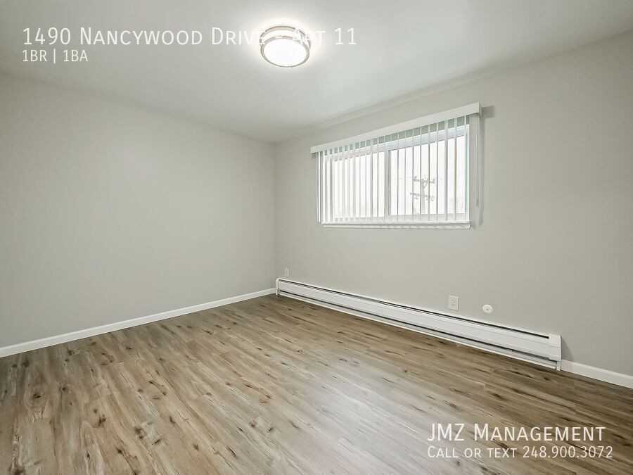 1490 Nancywood Dr #11 - Photo 7 of 12