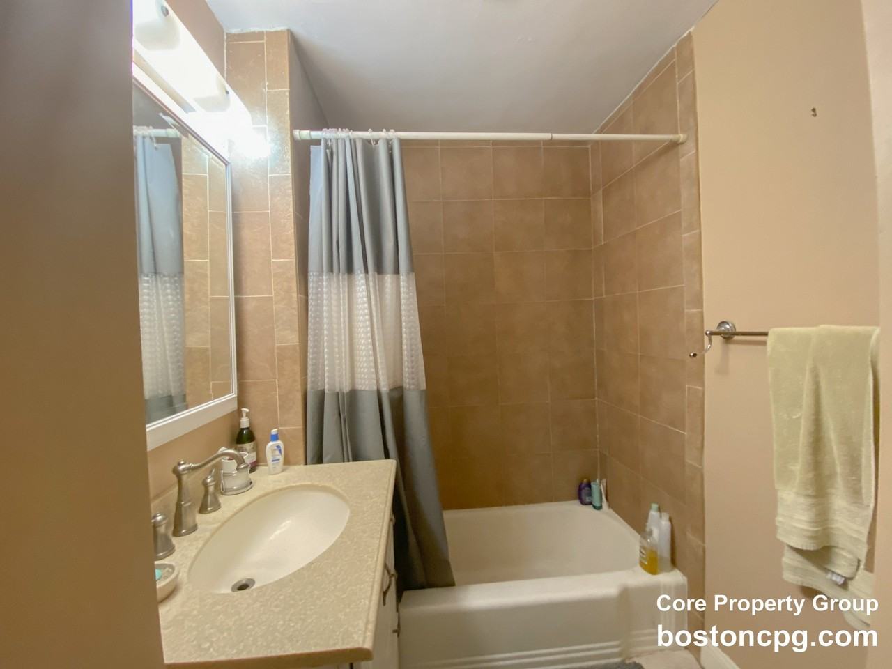 196 Salem St #3 - Photo 3 of 8