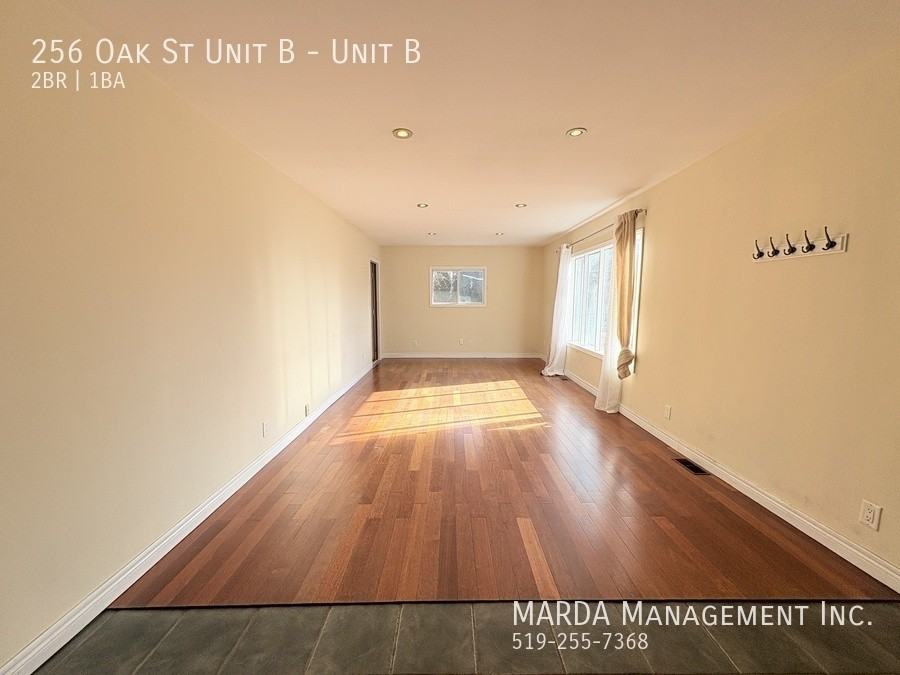 256 Oak St Unit B #B - Photo 3 of 23
