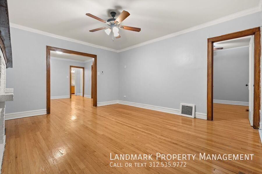 4144 N Mozart St #1W - Photo 6 of 23