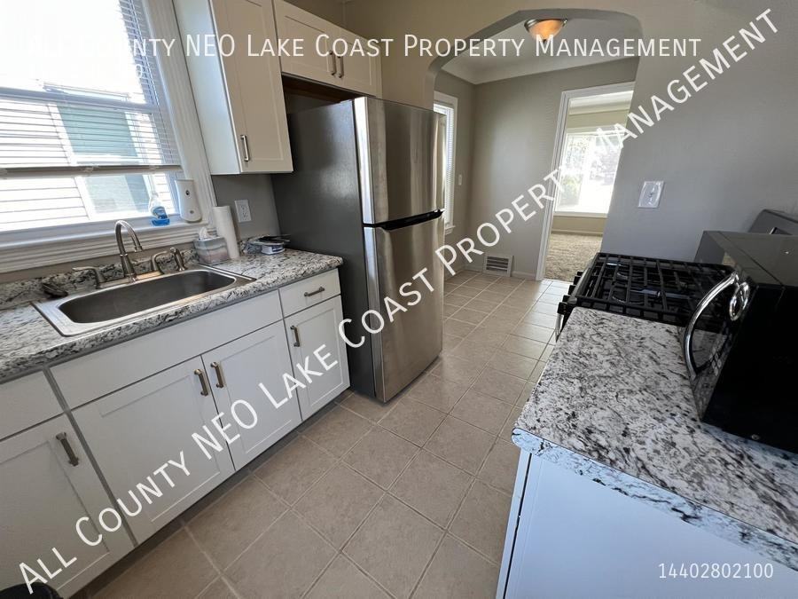 21771 Ball Ave - Photo 3 of 7